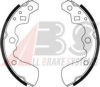 SUZUK 5321060A20 Brake Shoe Set